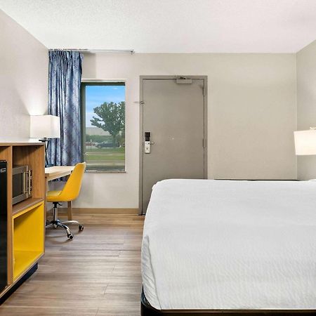 Days Inn & Suites By Wyndham Воррен Екстер'єр фото