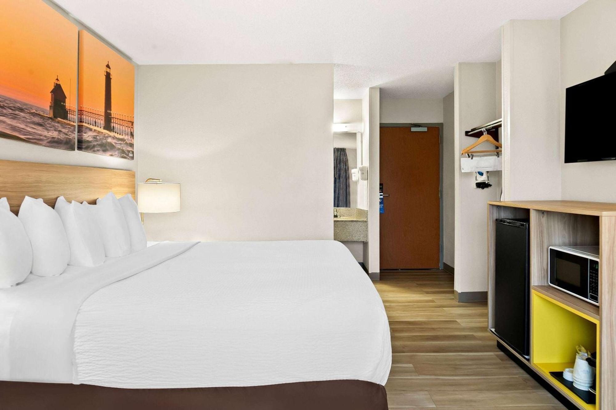 Days Inn & Suites By Wyndham Воррен Екстер'єр фото