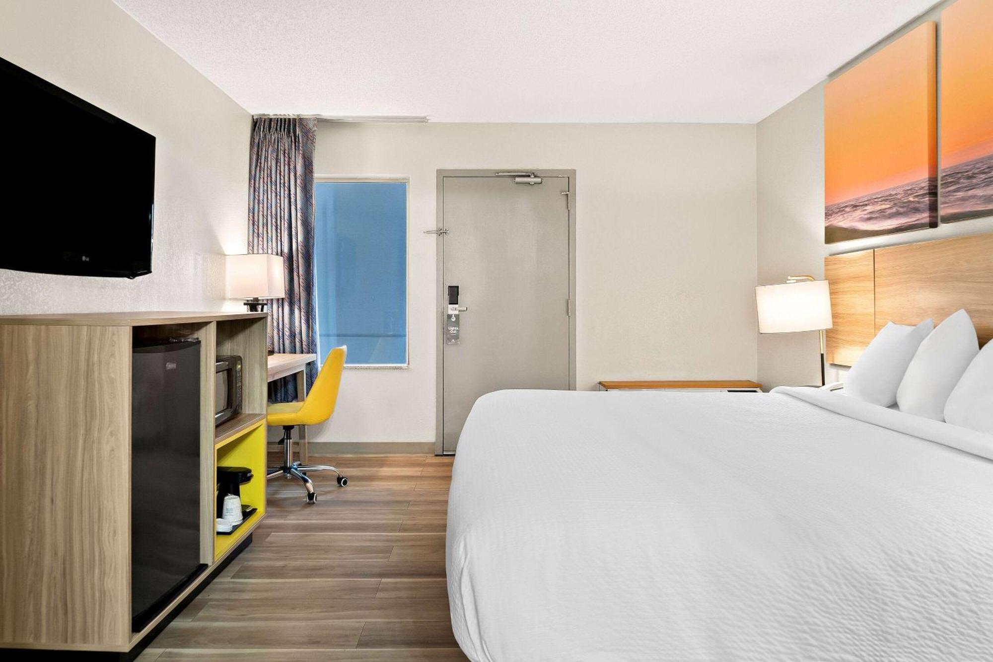 Days Inn & Suites By Wyndham Воррен Екстер'єр фото